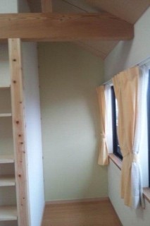 建具(ドア、間仕切り)の設置・交換・撤去リフォーム 洋室(寝室・子供部屋) 株式会社はろうす
