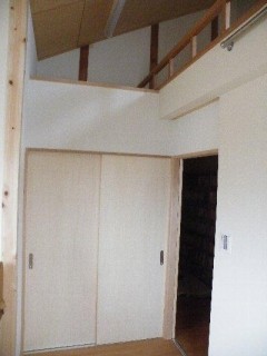 建具(ドア、間仕切り)の設置・交換・撤去リフォーム 洋室(寝室・子供部屋) 株式会社はろうす