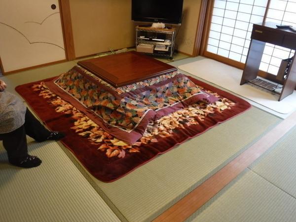 国産の畳表を使用して施工しました。綺麗になりました。