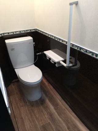 和式トイレから落ち着いた洋式トイレに、掃除もしやすくなっています。