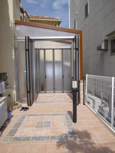 天気の良い日は家族と愛犬でのんびり過ごせる空間に。