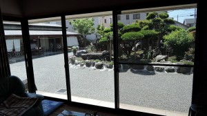 視線などにも配慮した内窓にしました。