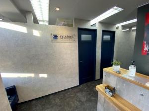 金沢区にあります店舗内装工事を行いました。