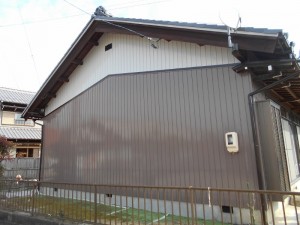既存の雰囲気そのままに輝く外壁に戻りました