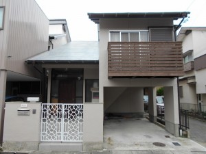 外壁を塗り替えたことで見た目も美しい素敵な家に