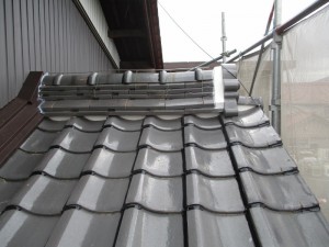 漆喰のやり替えや瓦の補強でより長持ちする屋根に