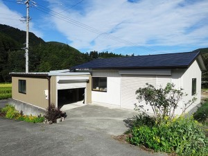 印象そのままに、車庫の外壁を塗り替えました。