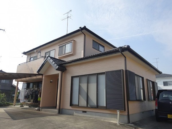 明るく華やかな外観になりました。