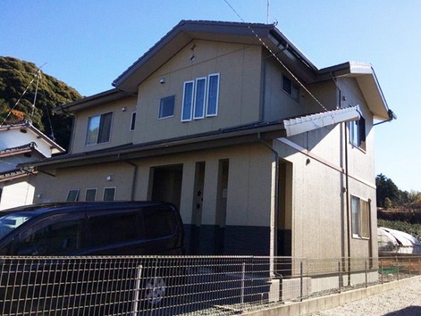 新築のような外観に仕上がりました。