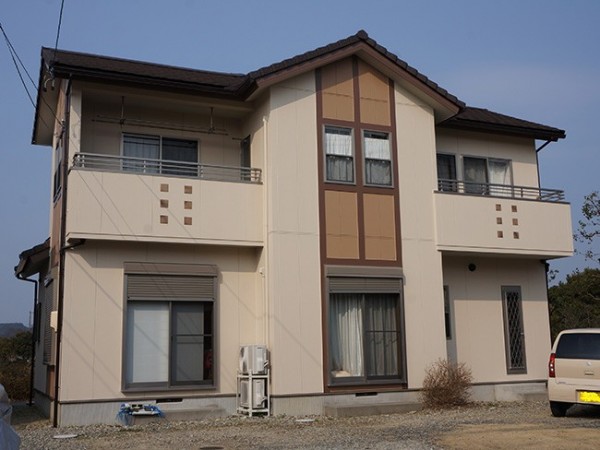 外壁を塗り替えました。メリハリのきいた外観が完成しました。