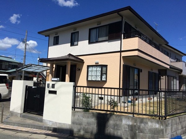 大胆に2色に塗り替え、イメージチェンジしました。