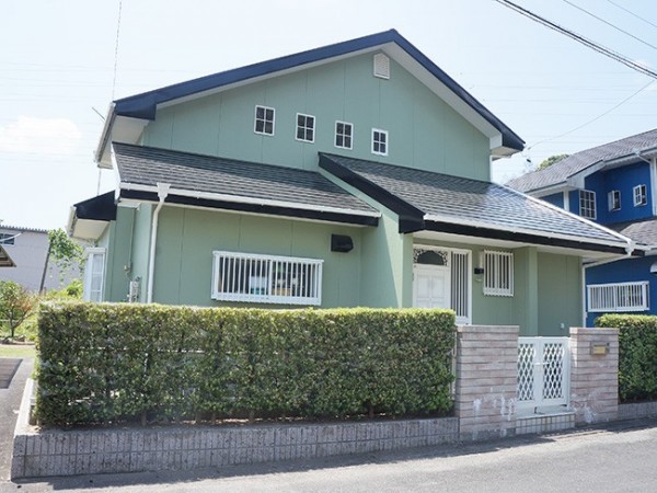 可愛らしいピンク→グリーンのパステルカラーに大胆チェンジしました！