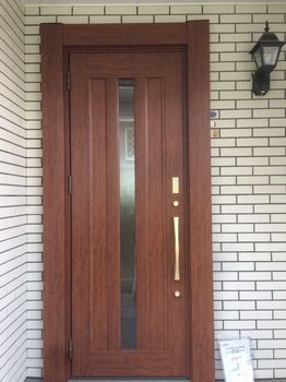 壁を壊さず～その日に新しい玄関ドアへ