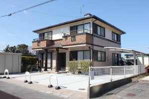 外壁塗装と外構工事で見事に大変身！生まれ変わったお家に大満足。