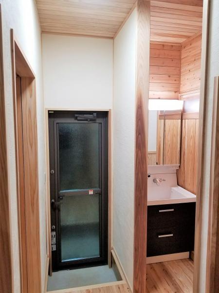 リノベーション(スケルトン・全面リフォーム)リフォーム 洗面所(洗面台) 中原工務店