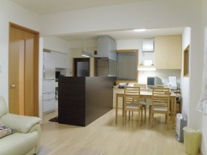 間仕切り壁を取り、広々としたLDKになりました