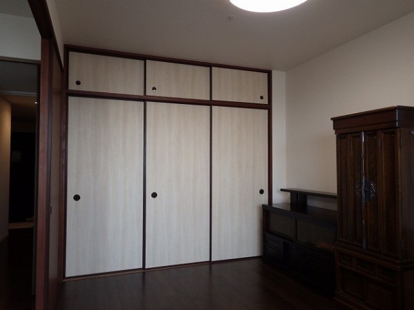 洋室(寝室・子供部屋)リフォーム 建具(ドア、間仕切り)の設置・交換・撤去 株式会社大宣創芸