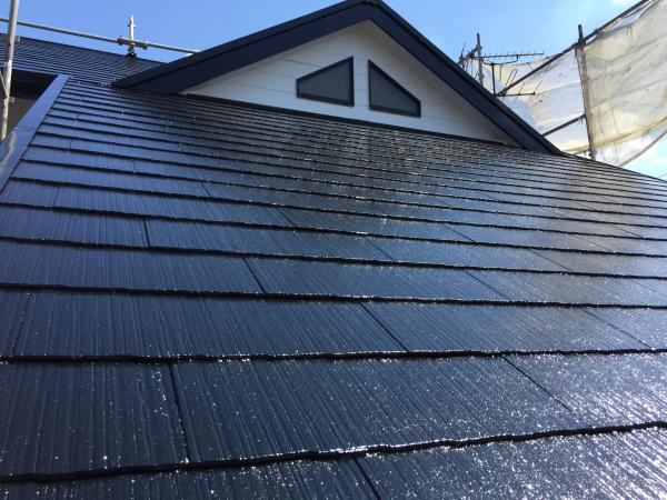 屋根塗装・防水工事リフォーム 屋根 国家資格1級塗装技能士の親方直接施工の塗装屋さん「 坂木塗装」
