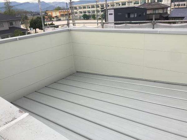 外壁塗装・防水工事リフォーム 国家資格1級塗装技能士の親方直接施工の塗装屋さん「 坂木塗装」