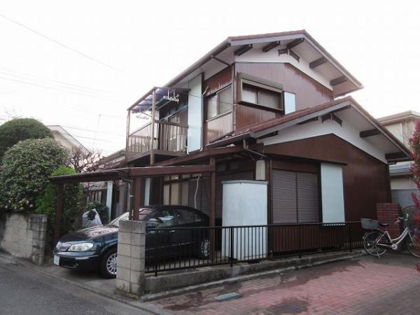 外観の風合いを大切に、屋根の葺き替え工事を行いました