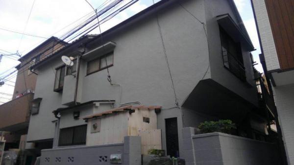 外壁も塀も塗り替えられ、雰囲気も大きく変わりました