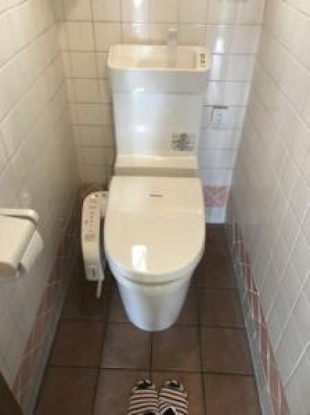 泡洗浄で手入れも楽に！スッキリとしたトイレになりました！