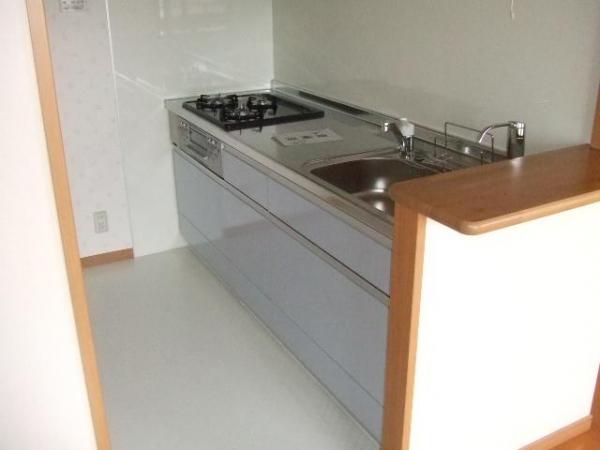 全てが新しくなり、新築同様の室内に！