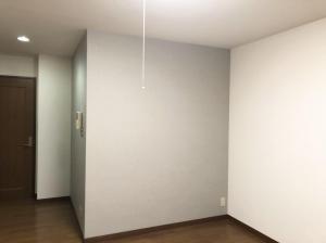 リビングルーム壁紙張り替え工事