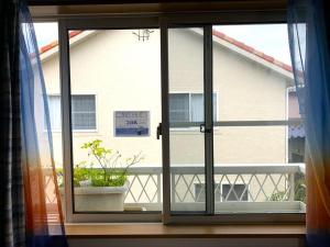 外が見えない状態のペアガラスを交換、くっきりと見えるように！