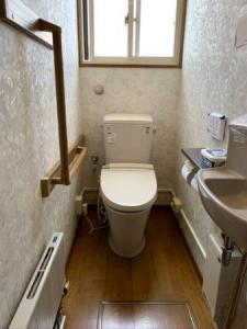 約1時間でトイレ便器を交換、LIXILのベーシアを設置です！