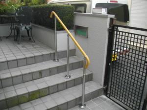 介護保険で様々な箇所に手摺を設置させて頂きました