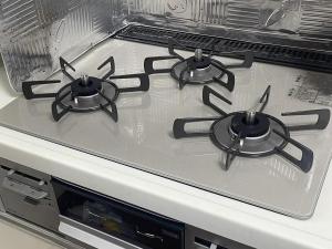 汚れにくいガラストップコンロに交換！