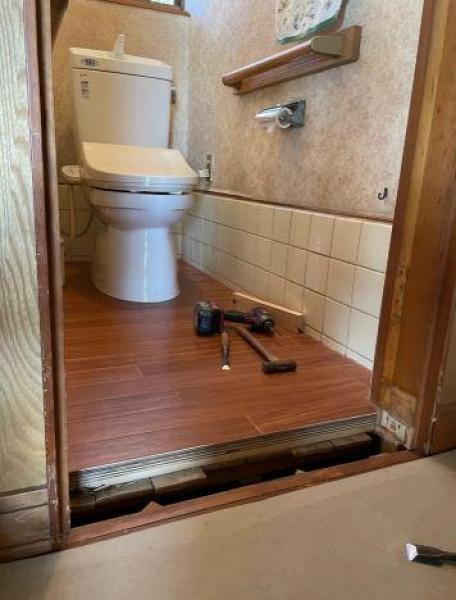 建具(ドア、間仕切り)の設置・交換・撤去リフォーム トイレ キコ建築デザイン