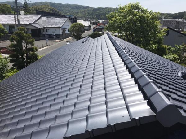 耐震性や耐風性の高い屋根瓦に葺き替えました