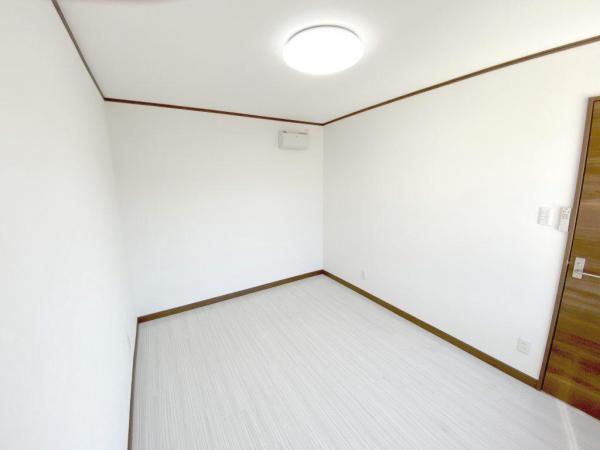 シンプルなお部屋ですがこだわりが詰まっています