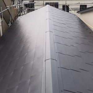 穴が開いていた屋根の葺き替え工事