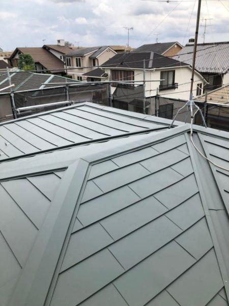 見違えるほど綺麗になった屋根