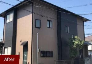 ツートンカラーのお洒落な外観へと塗り替えられました