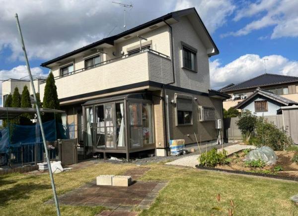 既存の雰囲気そのままにきれいに塗り替えられました