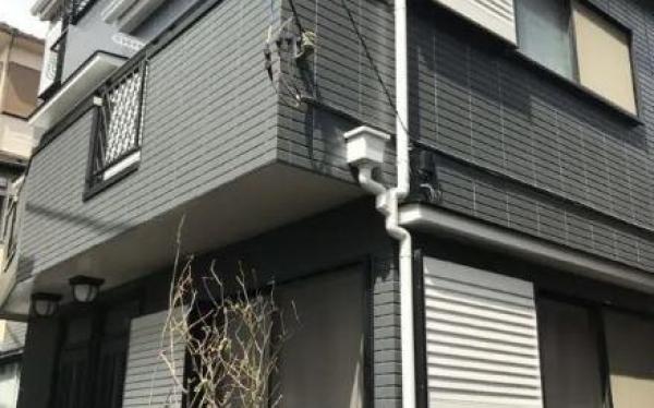 下地補修も細かい部分も丁寧に仕上げ、全てにおいてご満足頂けました！