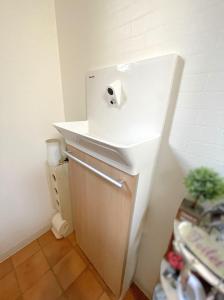 トイレ手洗いのみの交換も