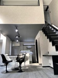 ホテルライクな空間へ。戸建てフルリノベーション！