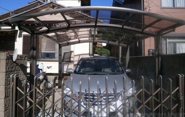 強度がありながらも優しくて車を守ってくれるカーポートに