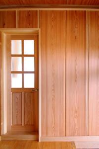 杉丸太を使用した木の家リフォームです