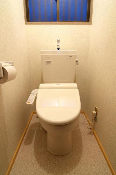 スッキリとしたトイレ空間に仕上がりました！