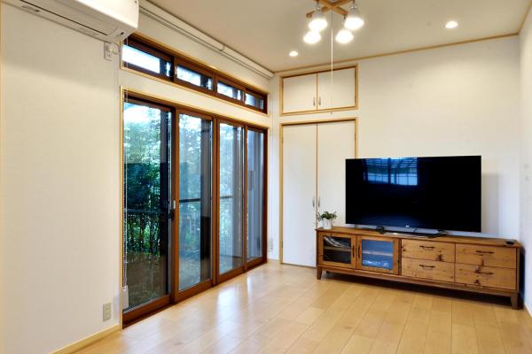 洋室(寝室・子供部屋)リフォーム 窓・サッシ交換 有限会社共和木材