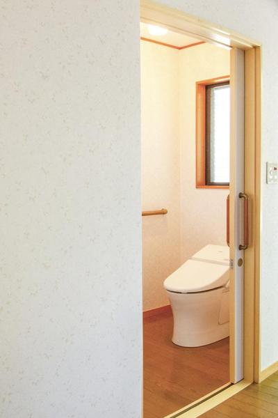 トイレリフォーム バリアフリー 有限会社共和木材
