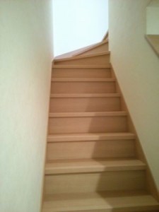 築50年以上の建物の内装が快適に住めるくらいきれいになりました。