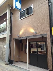 1階の貸店舗はお洒落な居酒屋仕様に仕上げました。