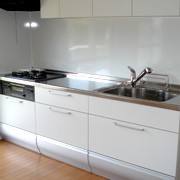 給湯器をベランダに。システムキッチンに替え、今までの悩みが解消されました！